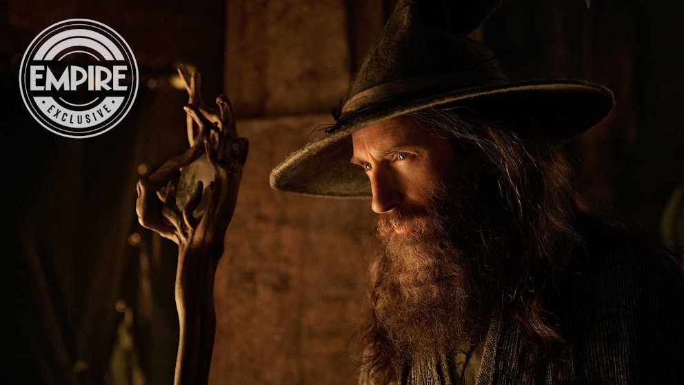Daniel Weyman en Gandalf le Gris dans Les Anneaux de Pouvoir saison 3