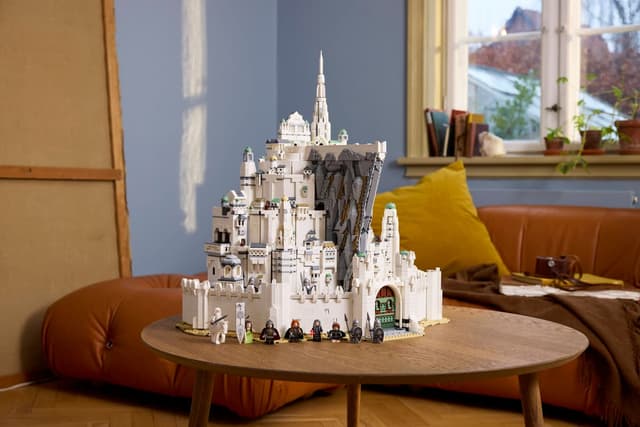 LEGO® Icons : Le Seigneur des Anneaux – Minas Tirith™