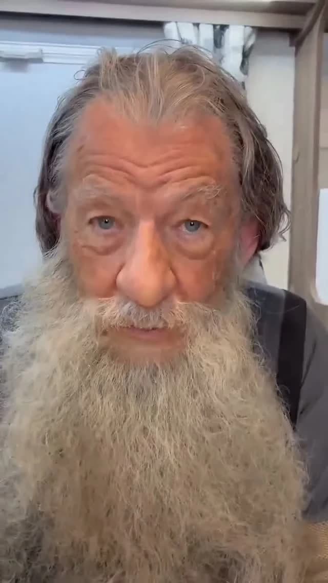 La Traque de Gollum : premier aperçu officiel d'Ian McKellen de retour en Gandalf